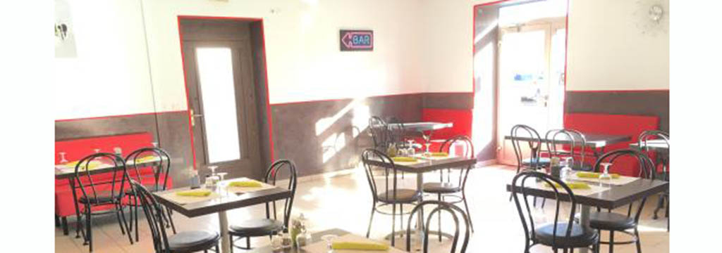Le Before Nîmes est reconnu pour son barbecue et sa cuisine familiale maison au sein du bar-restaurant de la Route d'Uzès. Le Before Nîmes est reconnu pour son barbecue et sa cuisine familiale maison au sein du bar-restaurant de la Route d'Uzès.