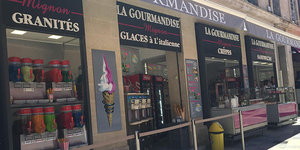 Venez savourer vos crêpes préférées (et autres snacks) au pied de l’Horloge chez La Gourmandise !(® facebook la gourmandise) Venez savourer vos crêpes préférées (et autres snacks) au pied de l’Horloge chez La Gourmandise !(® facebook la gourmandise)